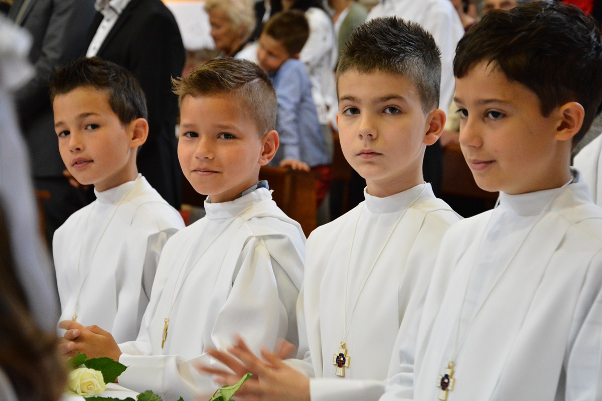 Sakrament Prve pričesti u katedrali sv. Stošije, foto- Iva Perinčić