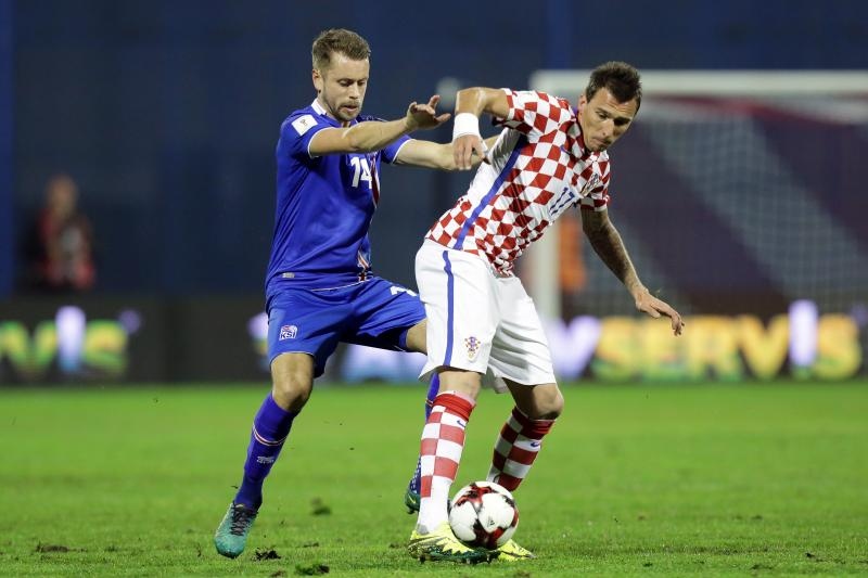 Image 379853 (auto) Image 379853 (auto)