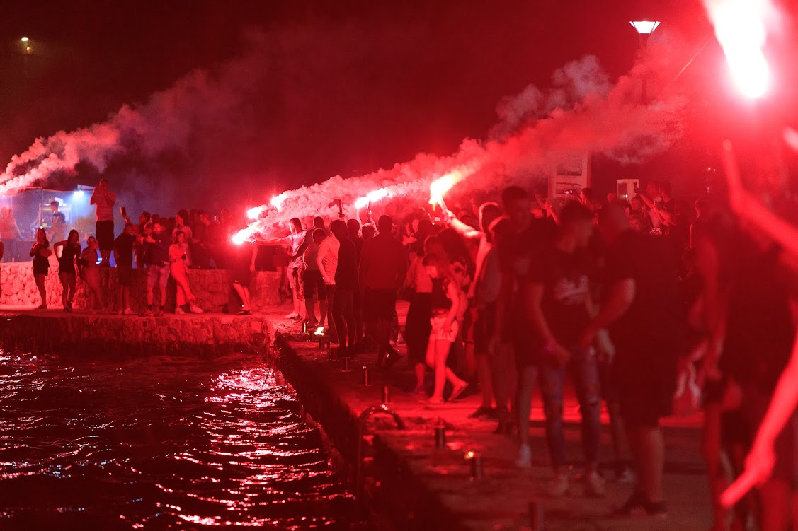 Image 5793749 (auto) Image 5793749 (auto)