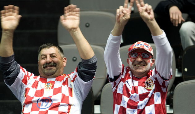 Split, 060212.
Spaladium Arena.
Malonogometno prvenstvo Futsal Euro Croatia 2012.
Utakmica cetvrtfinala izmedju Hrvatske i Ukrajine.
Na fotografiji: navijaci.
Foto: Ante Cizmic / CROPIX