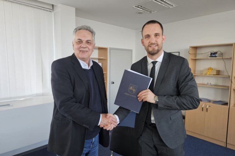 1166a2ae-6596-408c-b9b3-4427986db3be