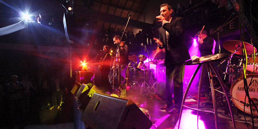 Massimo Savić u Arsenalu, 8. travnja 2012 (foto:Saša Čuka) Massimo Savić u Arsenalu, 8. travnja 2012 (foto:Saša Čuka)