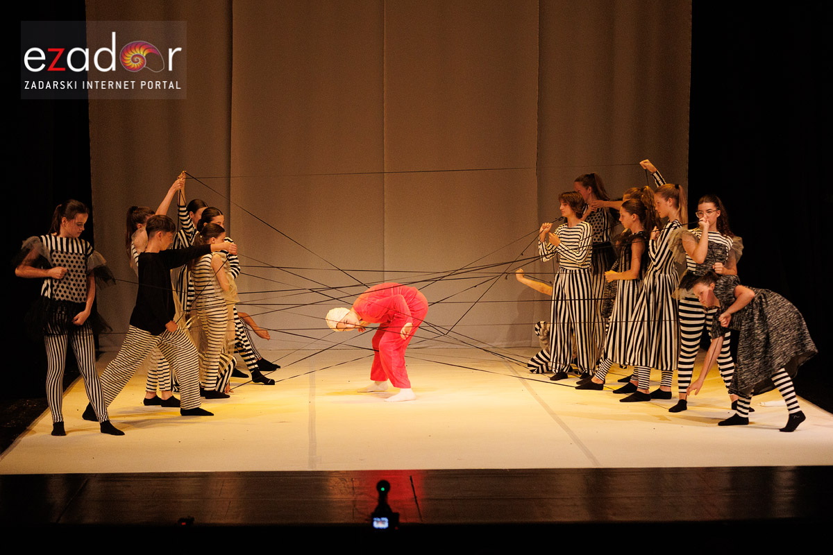 Premijera predstave “Laštik” Kazališne udruge Igrajmo se @ HNK Zadar