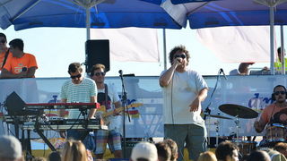 10. dm Millennium Jump na zadarskoj rivi – 3 tisuće skakača poslalo prekrasnu priču u svijet 10. dm Millennium Jump na zadarskoj rivi – 3 tisuće skakača poslalo prekrasnu priču u svijet