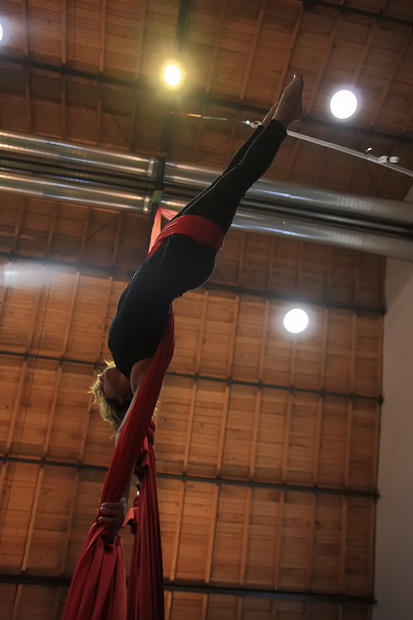 Arsenal: Xiomara Circo Art – ples na svili, Foto: Roberto Lerga Arsenal: Xiomara Circo Art – ples na svili, Foto: Roberto Lerga