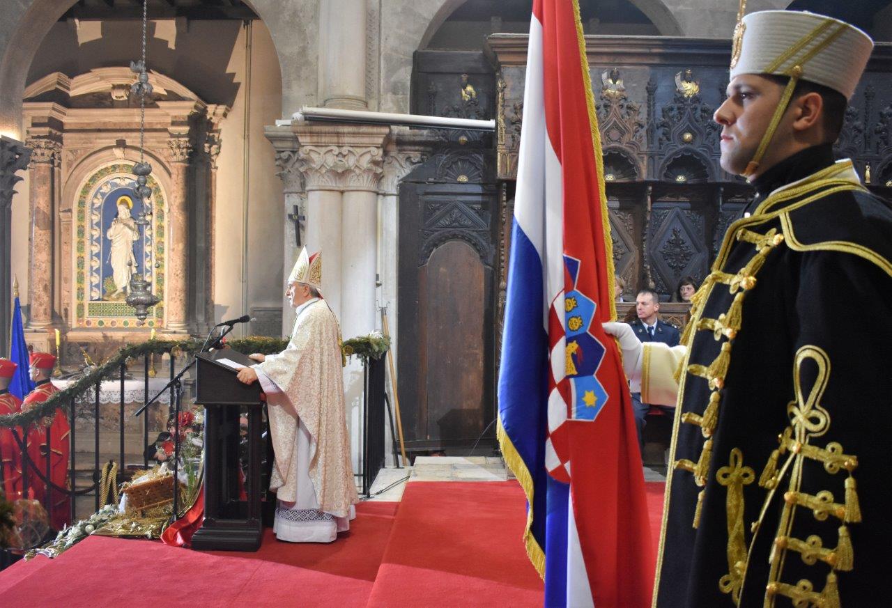 Katedrala svete Stošije: Misno slavlje za Domovinu Katedrala svete Stošije: Misno slavlje za Domovinu