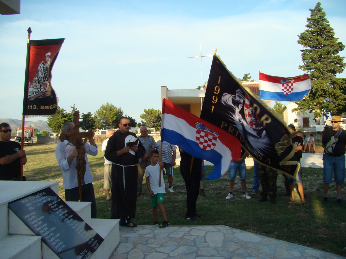 molitvena hodnja, bulic vuksic lisane molitvena hodnja, bulic vuksic lisane
