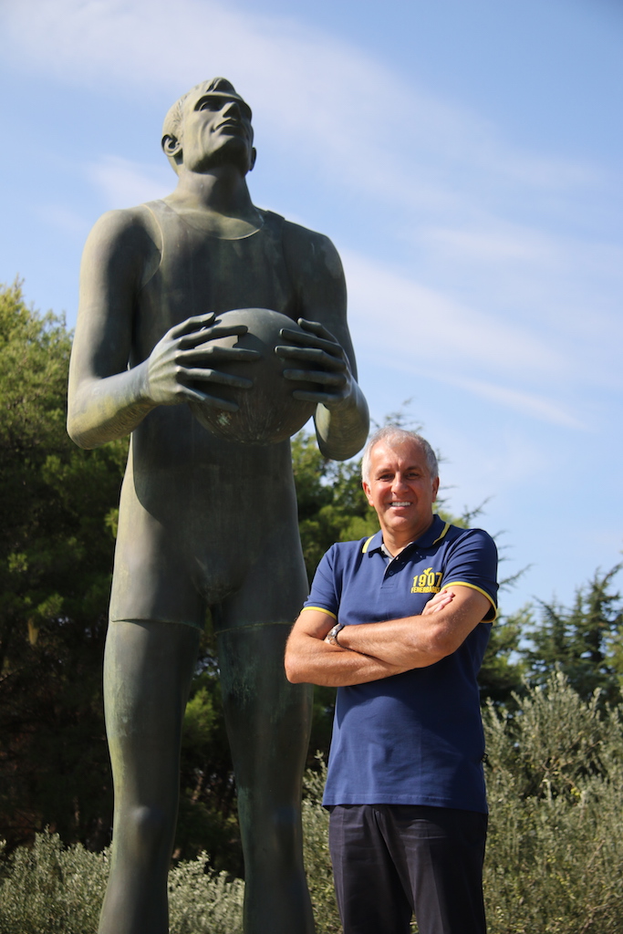 Proslavljeni treneri otvorili treće izdanje Dogus basketball tournamenta! Proslavljeni treneri otvorili treće izdanje Dogus basketball tournamenta!