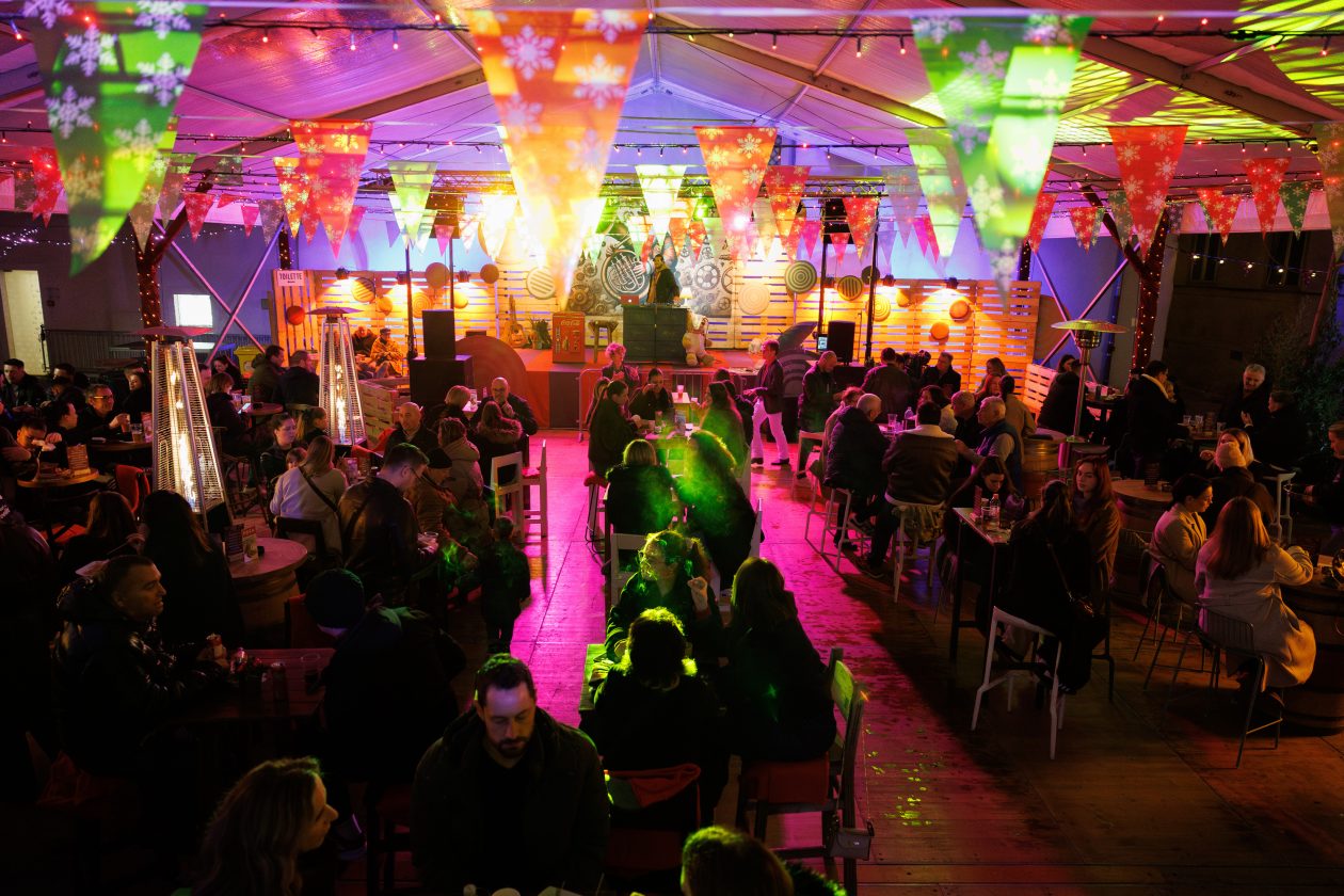 Student Advent @ Božićni gramofon Student Advent @ Božićni gramofon