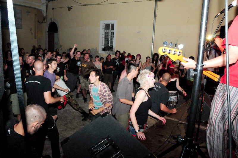 Providurova palaca; Punk koncert “Ulica to smo mi”, Foto: Ivan Dilber