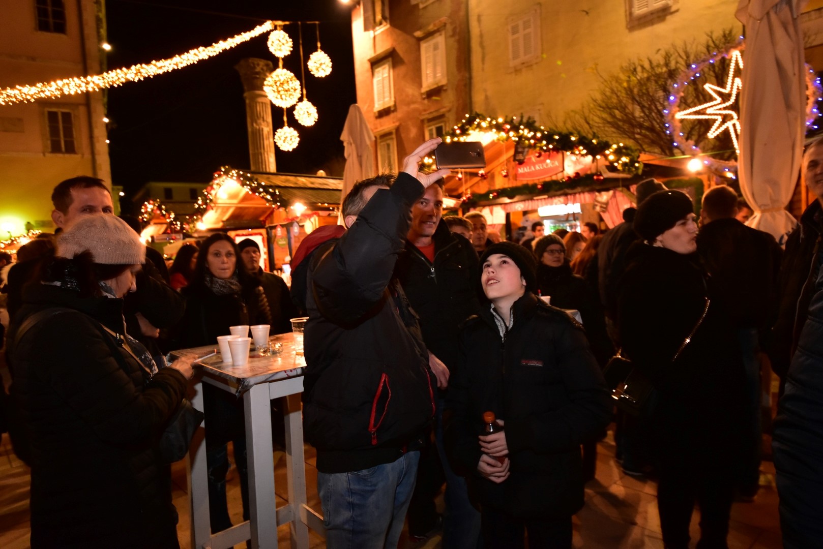Advent u Zadru: Jaques Houdek osvojio zadarsku publiku Advent u Zadru: Jaques Houdek osvojio zadarsku publiku