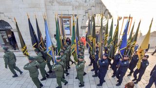 Mimohod ratnih postrojbi u Zadru