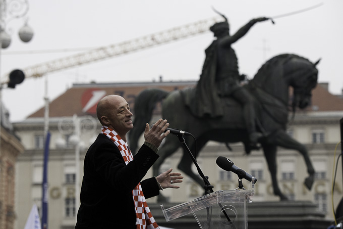 Zadarski branitelji na prosvjedu u Zagrebu 26. veljace 2011, Foto: Leo Banic Zadarski branitelji na prosvjedu u Zagrebu 26. veljace 2011, Foto: Leo Banic