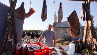 Na vidikovcu Kamenjak održava se 8. sajam “Luka i igara” Na vidikovcu Kamenjak održava se 8. sajam “Luka i igara”