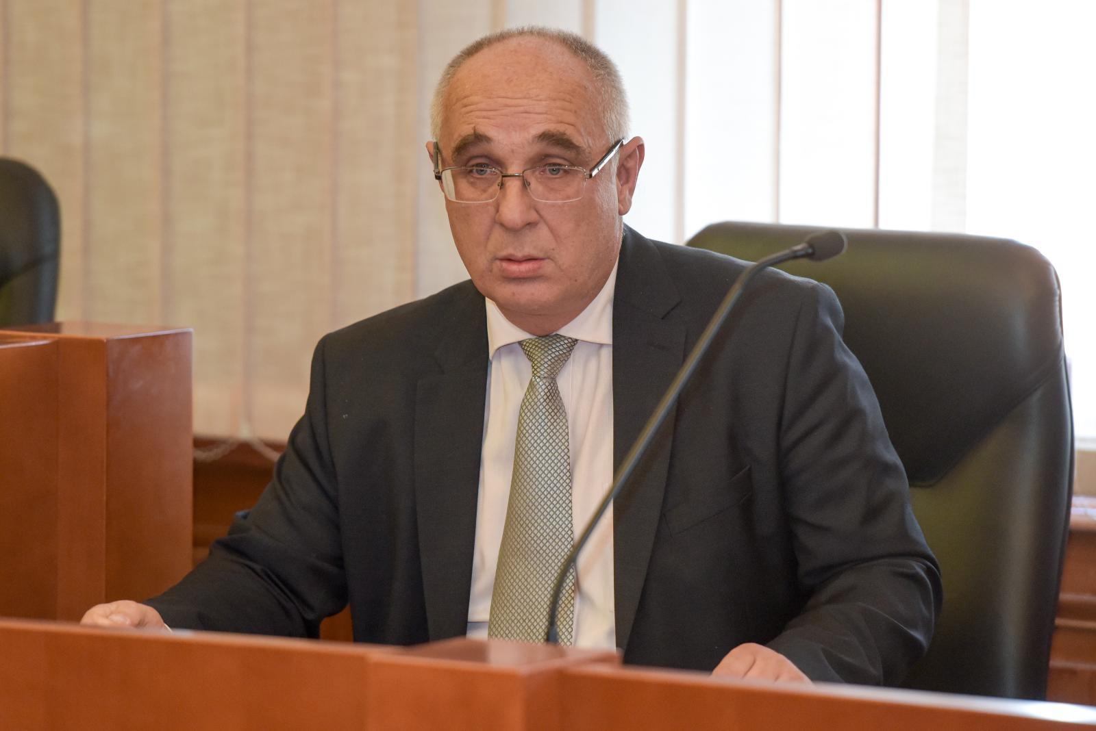 Županijski sud u Zadru: Započelo suđenje britancu Douglasu Caneu