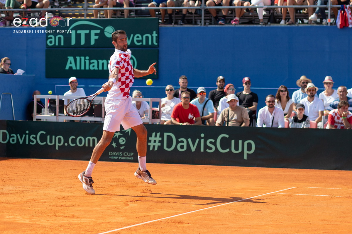 Davis Cup: Vruća navijačka atmosfera u meču Ćilića i Querreya