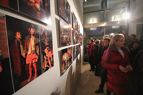 Prva samostalna izložba Ive Perinčić ” Čarolija Kazališta lutaka “