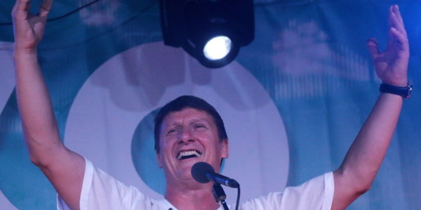 Virsko ljeto 2016: Tomislav Bralić i klapa Intrade oduševili 12 tisuća obožavatelja na virskoj rivi Virsko ljeto 2016: Tomislav Bralić i klapa Intrade oduševili 12 tisuća obožavatelja na virskoj rivi