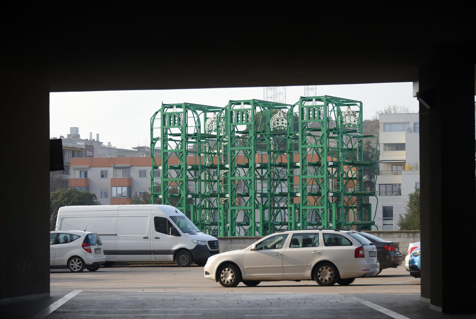 Pula uskoro dobiva tri rotirajuće garaže