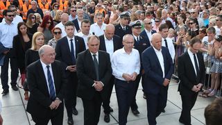 Split dostojanstveno na posljednju plovidbu ispratio legendu Olivera Dragojevića