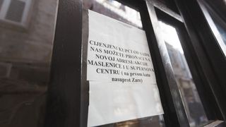 Zatvorene butige i poluprazan zadarski Poluotok Zatvorene butige i poluprazan zadarski Poluotok