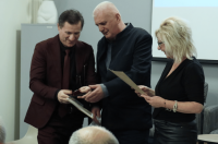 Dodjela nagrada Goran Bujić – Književnici novinari i Donat 2025 održana je u MMD Gradske knjižnice Zadar, u svečanoj atmosferi koja je okupila književnike, kulturne djelatnike i ljubitelje umjetnosti.