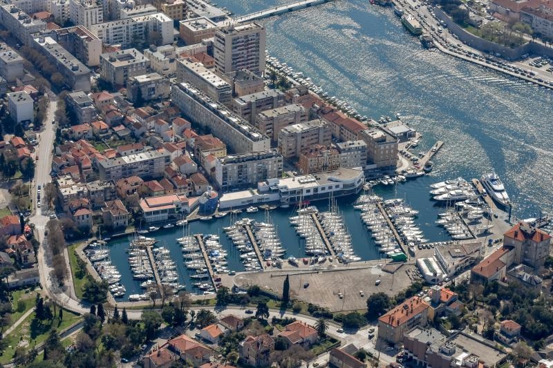 Zadar – Tankerkomercova marina u gradskoj luci. Photo: Dino Stanin/PIXSELL