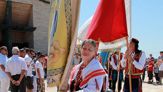 U Skabrnji odrzano veliko misno slavlje i procesija povodom blagdana Velike Gospe U Skabrnji odrzano veliko misno slavlje i procesija povodom blagdana Velike Gospe