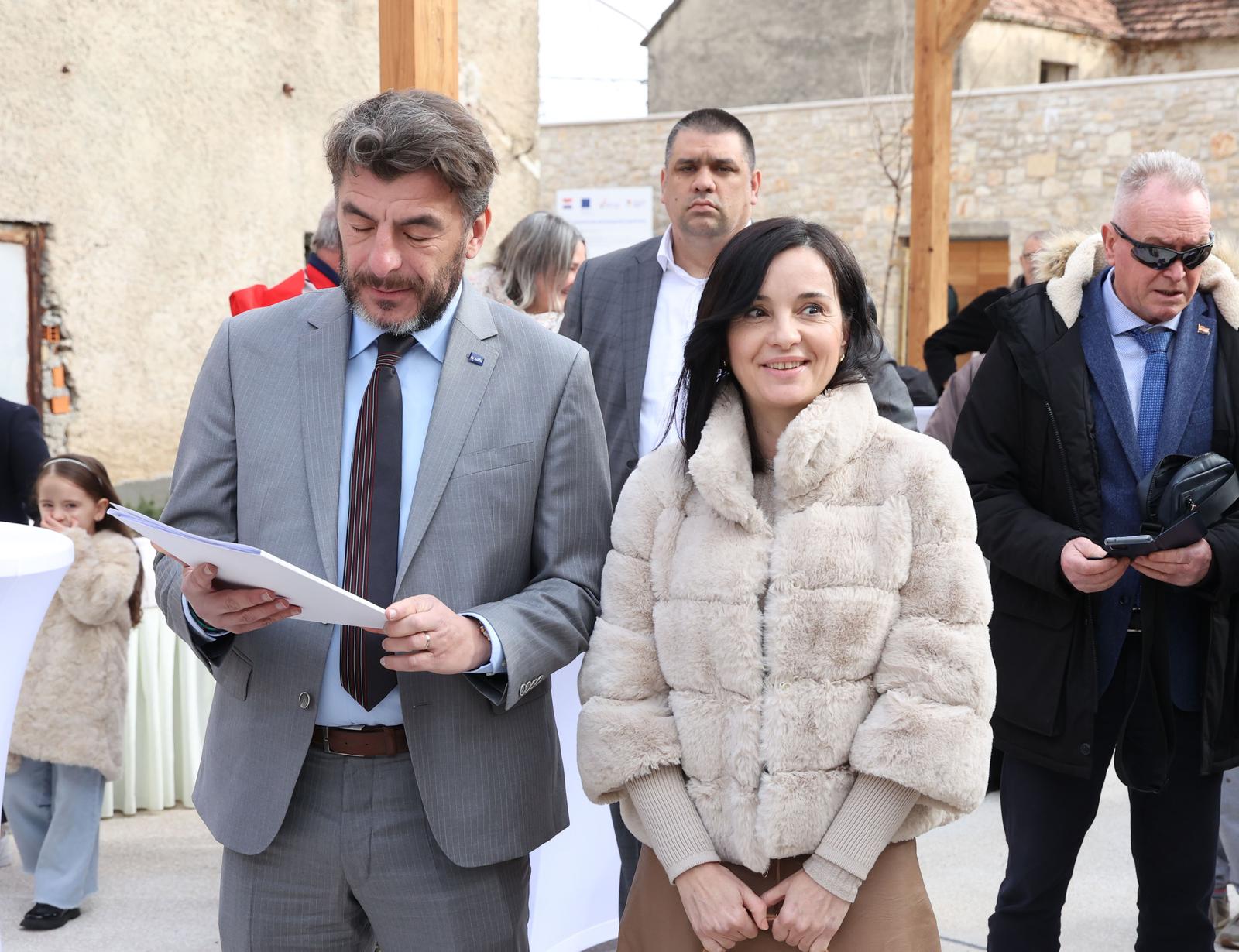 Centar za interpretaciju prirode Krka – vrelo života otvorio svoja vrata Centar za interpretaciju prirode Krka – vrelo života otvorio svoja vrata