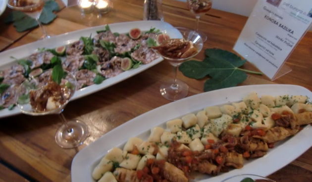 Restoran Pet bunara: “Gastro smokva” 2012.