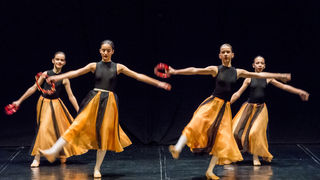 Božićna čestitka plesnog odjela Glazbene škole Blagoje Bersa