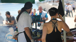 Prvenstvo u roštiljanju na zadarskoj Rivi (foto:Saša Čuka) Prvenstvo u roštiljanju na zadarskoj Rivi (foto:Saša Čuka)