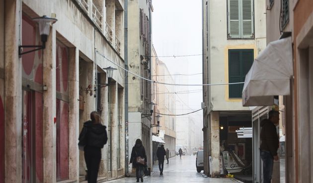 Gusta magla nadvila se nad Zadar, 24. veljače 2021.