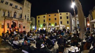 FIMBA After party na Narodnom trgu uz bend Songbusters FIMBA After party na Narodnom trgu uz bend Songbusters