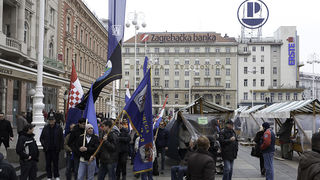 Zadarski branitelji na prosvjedu u Zagrebu 26. veljace 2011, Foto: Leo Banic Zadarski branitelji na prosvjedu u Zagrebu 26. veljace 2011, Foto: Leo Banic