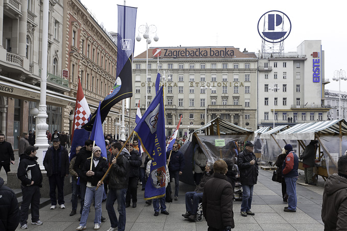 Zadarski branitelji na prosvjedu u Zagrebu 26. veljace 2011, Foto: Leo Banic Zadarski branitelji na prosvjedu u Zagrebu 26. veljace 2011, Foto: Leo Banic