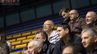 Fešta u povodu 80. rođendana Pina Giergie: Vetarani KK Zadar – Veterani KK Olimpija Fešta u povodu 80. rođendana Pina Giergie: Vetarani KK Zadar – Veterani KK Olimpija