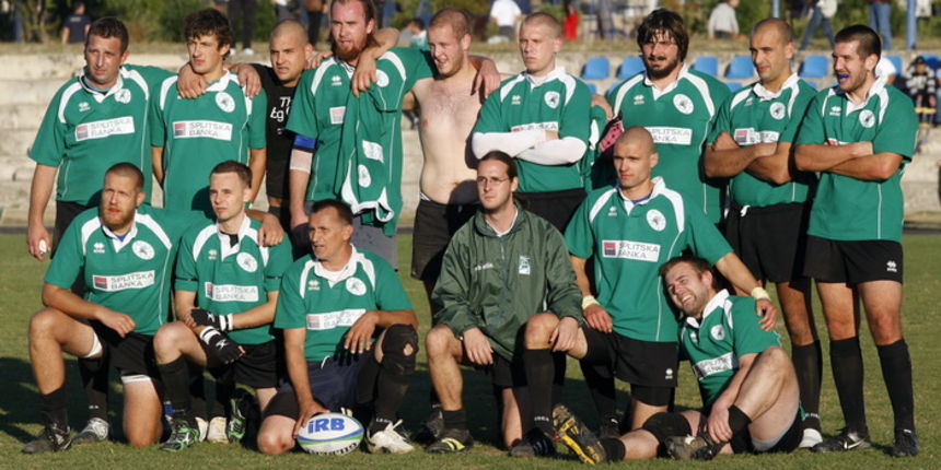 Zadar, 151011. Igraliste na Visnjiku.Prvenstvo Hrvatske regija Jug. Ragbi utakmica RK Zadar (zeleni) Zadar, 151011. Igraliste na Visnjiku.Prvenstvo Hrvatske regija Jug. Ragbi utakmica RK Zadar (zeleni)