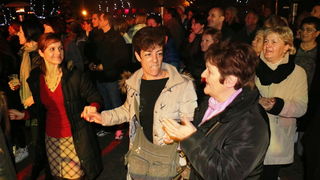 Vir: Božićna fešta uz Dražena Zečića Zeku Vir: Božićna fešta uz Dražena Zečića Zeku