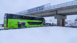 Lančani sudar autobusa i pet automobila kod Gospića