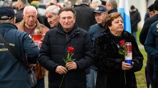 Zadar: Odavanje počasti kod spomenika hrvatskim braniteljima povodom obljetnice VRO Maslenica Zadar: Odavanje počasti kod spomenika hrvatskim braniteljima povodom obljetnice VRO Maslenica