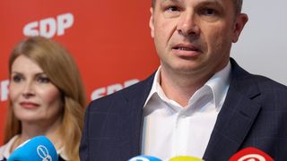 SDP predstavio kandidata za gradonačelnika, bit će to Daniel Radeta SDP predstavio kandidata za gradonačelnika, bit će to Daniel Radeta