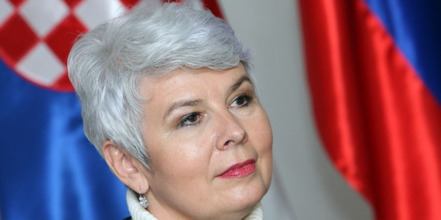 Kranjska Gora, Slovenija, 130110.
Premijerka RH Jadranka Kosor sastala se sa slovenskim premijerom Borutom Pahorom u hotelu Miklic u Kranjskoj Gori.
Na fotografiji: Jadranka Kosor.
Foto: Davor Pongracic / CROPIX Kranjska Gora, Slovenija, 130110.
Premijerka RH Jadranka Kosor sastala se sa slovenskim premijerom Borutom Pahorom u hotelu Miklic u Kranjskoj Gori.
Na fotografiji: Jadranka Kosor.
Foto: Davor Pongracic / CROPIX