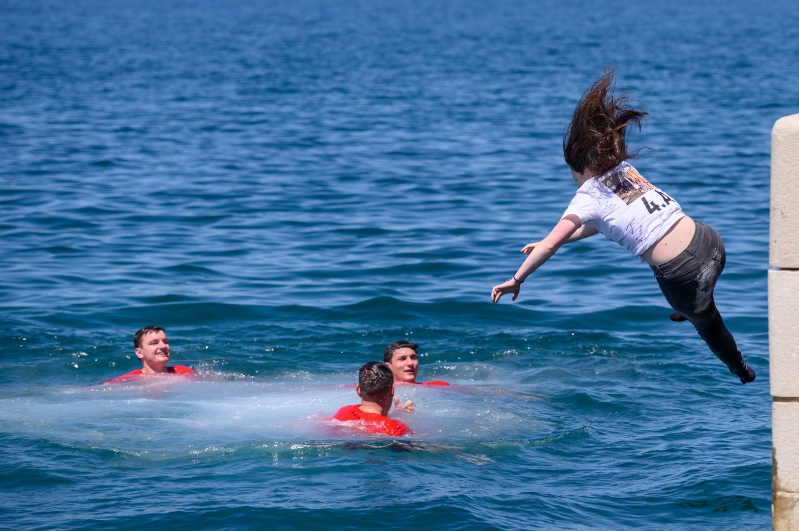 Zadarski maturanti obilježili kraj škole na rivi