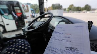 Stali autobusi, vozači upozorili: ‘Imamo 3800 kuna plaću i sad se svi čude što idemo van’ Stali autobusi, vozači upozorili: ‘Imamo 3800 kuna plaću i sad se svi čude što idemo van’