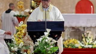 Nadbiskup Milan Zgrablić predvodio misu zadušnicu za Papu Franju Nadbiskup Milan Zgrablić predvodio misu zadušnicu za Papu Franju