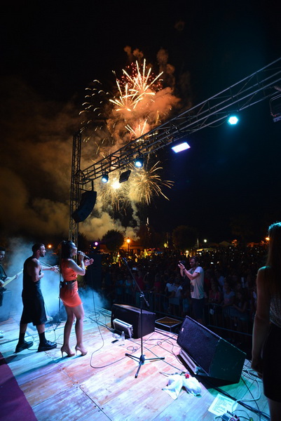 Virska noć 2015. uz koncert Lane Jurčević i Luke Nižetića te valičanstveni vatromet, Foto: Iva Perinčić Virska noć 2015. uz koncert Lane Jurčević i Luke Nižetića te valičanstveni vatromet, Foto: Iva Perinčić