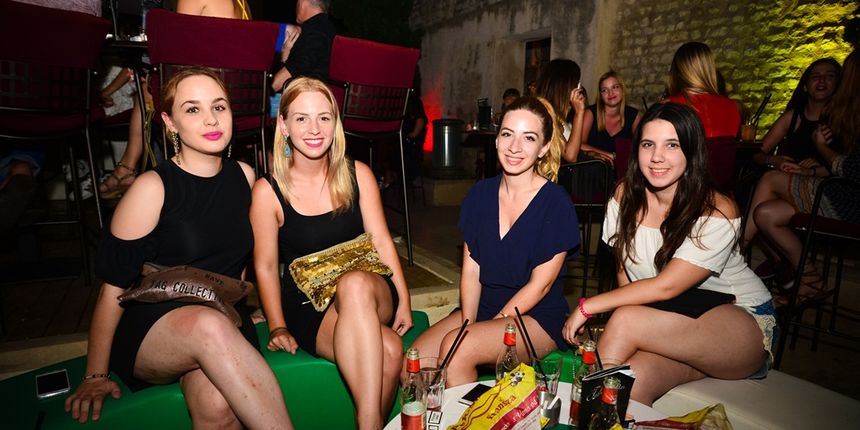 Modna revija “Zadar Summer Glow” Teatro bar Modna revija “Zadar Summer Glow” Teatro bar