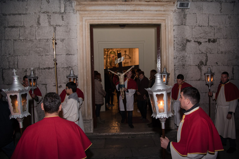 Biograd: procesija na Veliki petak, foto- V. Pesic Biograd: procesija na Veliki petak, foto- V. Pesic