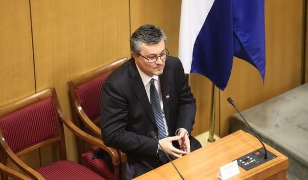 Zagreb – Mandatar Tihomir Oreskovic na drugoj sjednici 8. saziva Hrvatskog sabora predstavio program Vlade i njezine clanove te od zastupnika zatrazio da mu iskazu povjerenje. Tihomir Oreskovic. Photo: Sanjin Strukic/PIXSELL
